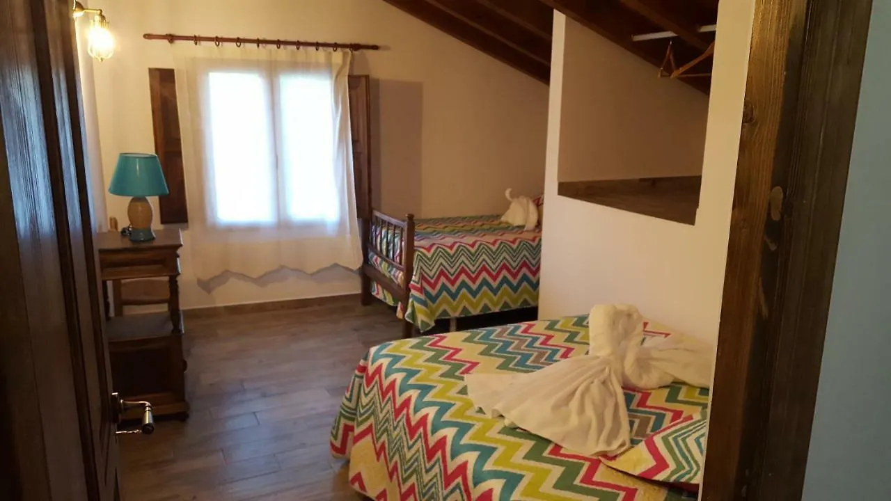 Casas Rurales Almoguer Frailes Country house