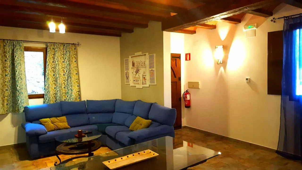 Casas Rurales Almoguer Frailes Country house