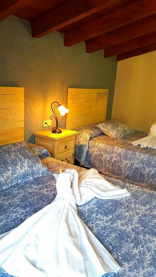 Casas Rurales Almoguer Frailes 0*,  Spain