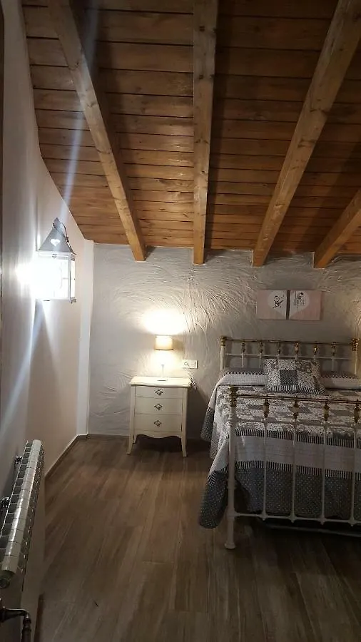 Country house Casas Rurales Almoguer Frailes
